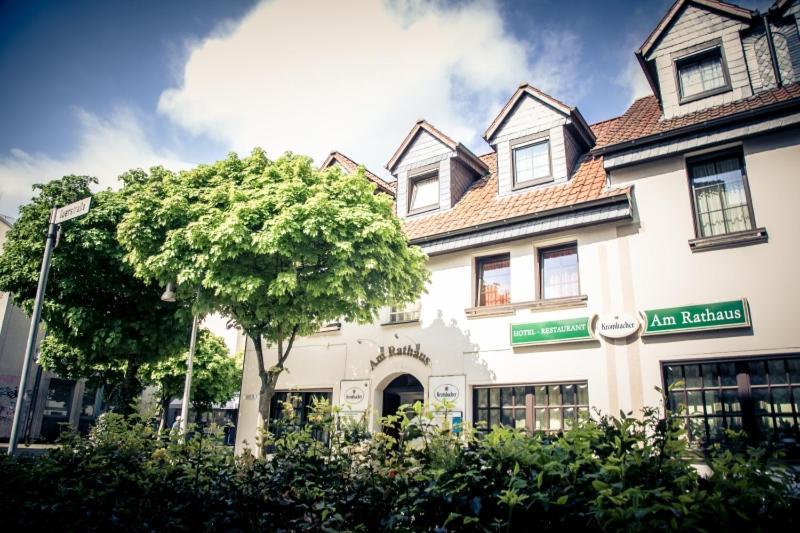 מנדן Hotel Am Rathaus מראה חיצוני תמונה